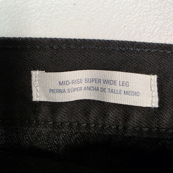 Universal Thread Women's Mid-Rise Super Wide Leg Jeans in Black Size 16 - Picture 5 of 7